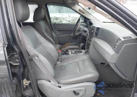 2005 Jeep Grand Cherokee Laredo z USA, uszkodzony, nr VIN 1J4HR48N25C701977